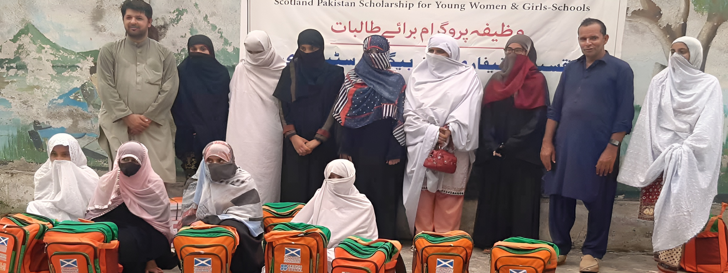 slider3-Picsart-AiImageEnhancer